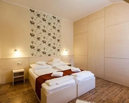 Piroska Csarda Es Panzio 4* Siófok
