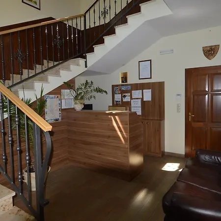 Piroska Csárda és Panzió Siófok