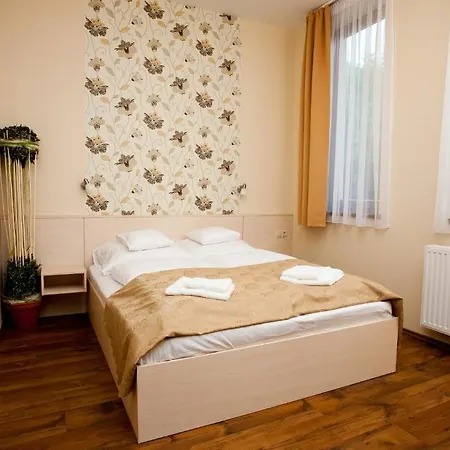 Piroska Csarda Es Panzio Nocleg ze śniadaniem Siófok
