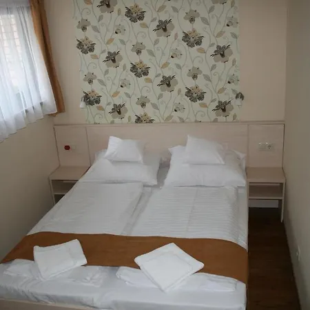 Piroska Csarda Es Panzio Nocleg ze śniadaniem