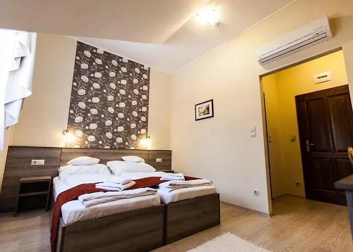 Piroska Csárda és Panzió 3* Siófok