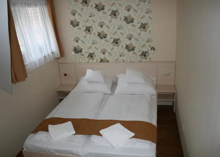 Piroska Csarda Es Panzio B&B